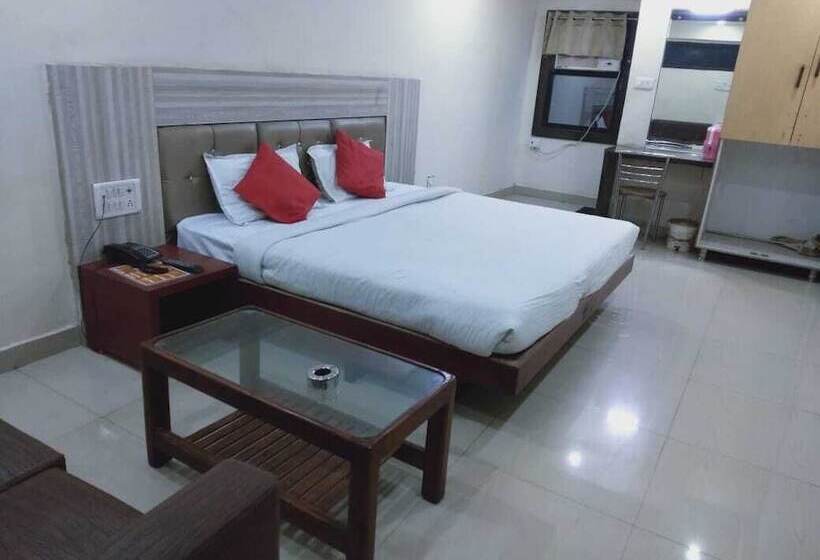 Chambre Deluxe, Lals Plaza