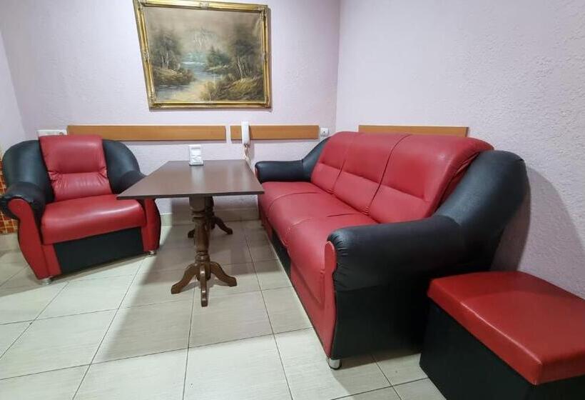 سوییت خانوادگی, Sv