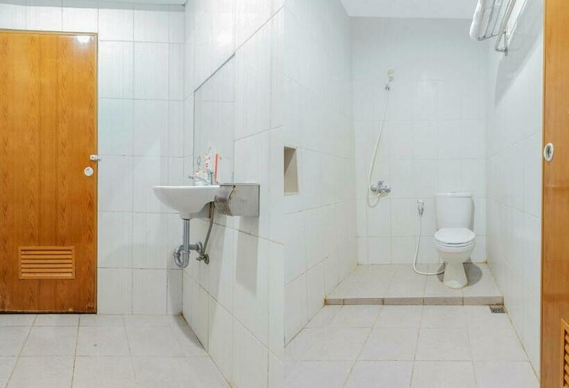 Suite Deluxe, Labuhan Raya