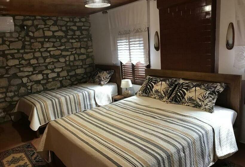 スタンダードトリプルルーム, Guesthouse Arjan