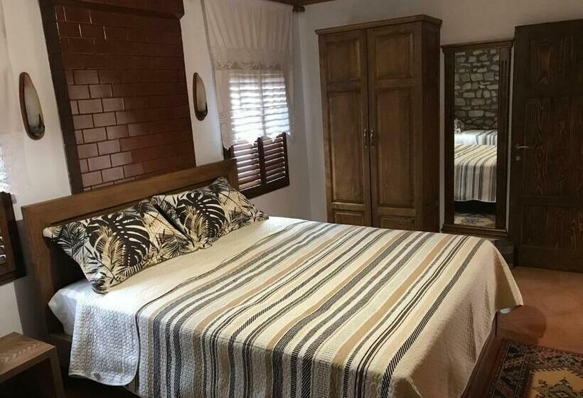 スタンダードトリプルルーム, Guesthouse Arjan
