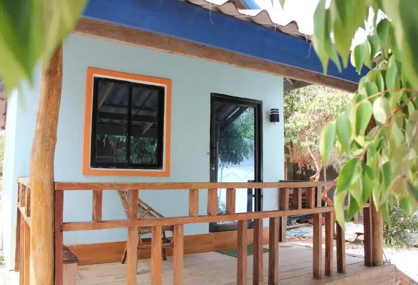 Standard-bungalow, The Big Easy Koh Rong Samloem