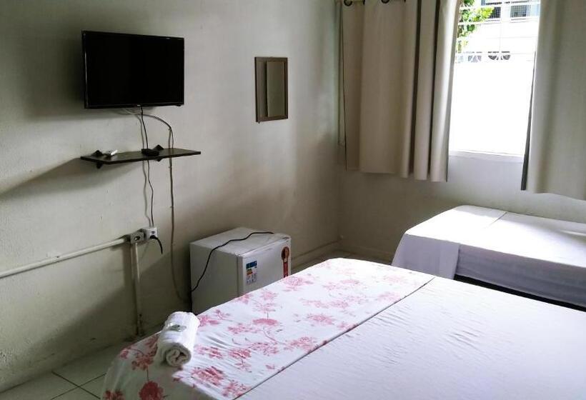 Номер Стандарт Трехместный, Casa Da Esquina Pousada