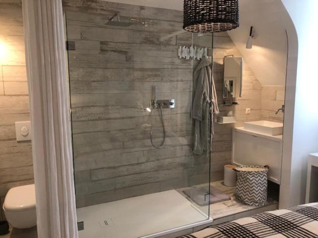 חדר אקונומי, L Oisette