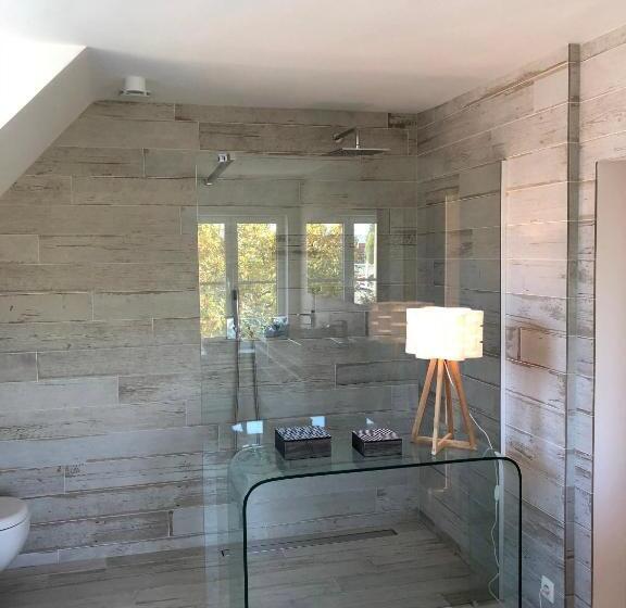 סוויטה דלוקס, L Oisette