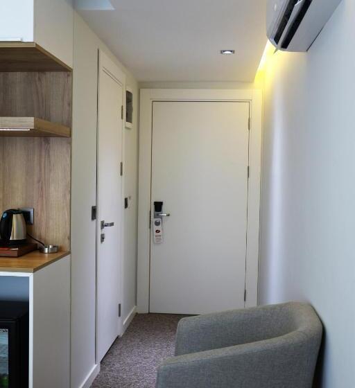 اتاق استاندارد, Luis Otel