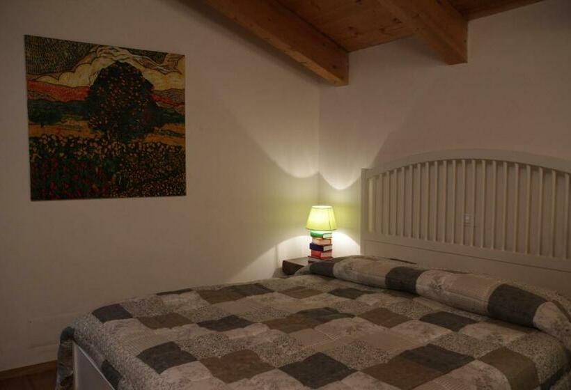 اتاق لوکس, Al Libro Letto