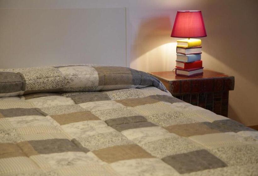 اتاق لوکس سه تخته, Al Libro Letto