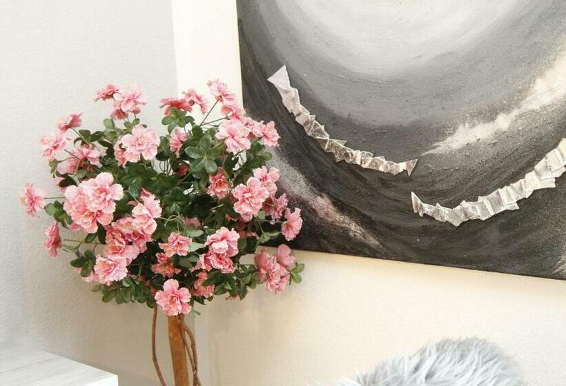 スタンダードルーム, Pension Breite