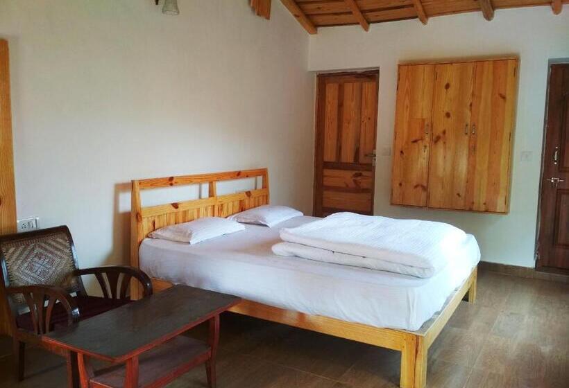 Habitació Familiar Vista Muntanya, Silent Valley  Alchauna Kumaoni House Along River Kalsa