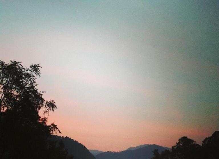 Family Room, Silent Valley  Alchauna Kumaoni House Along River Kalsa