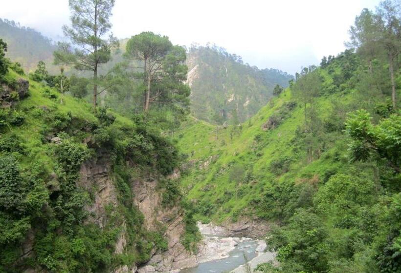 Family Room, Silent Valley  Alchauna Kumaoni House Along River Kalsa