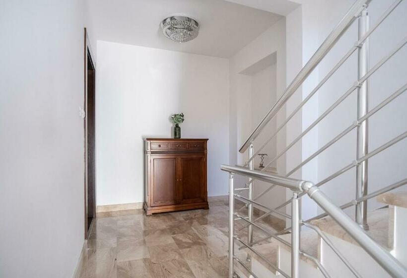 آپارتمان لوکس 1 خوابه, Apartmani Vila Kosa