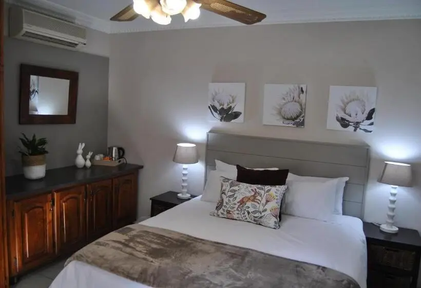 اتاق استاندارد, Hamilton Urban Farm Guest House