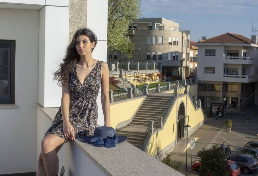 带阳台的豪华间, Fafense