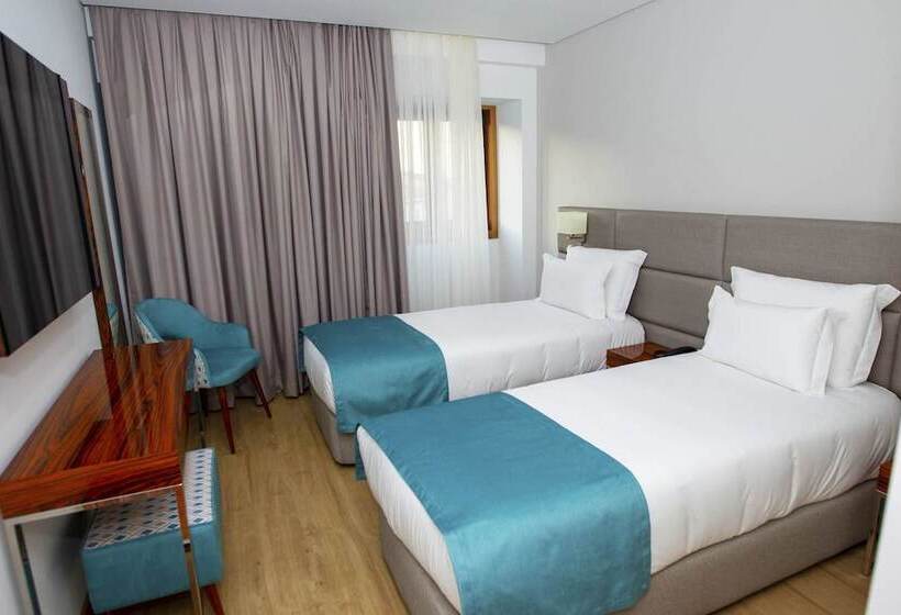 带阳台的豪华间, Fafense