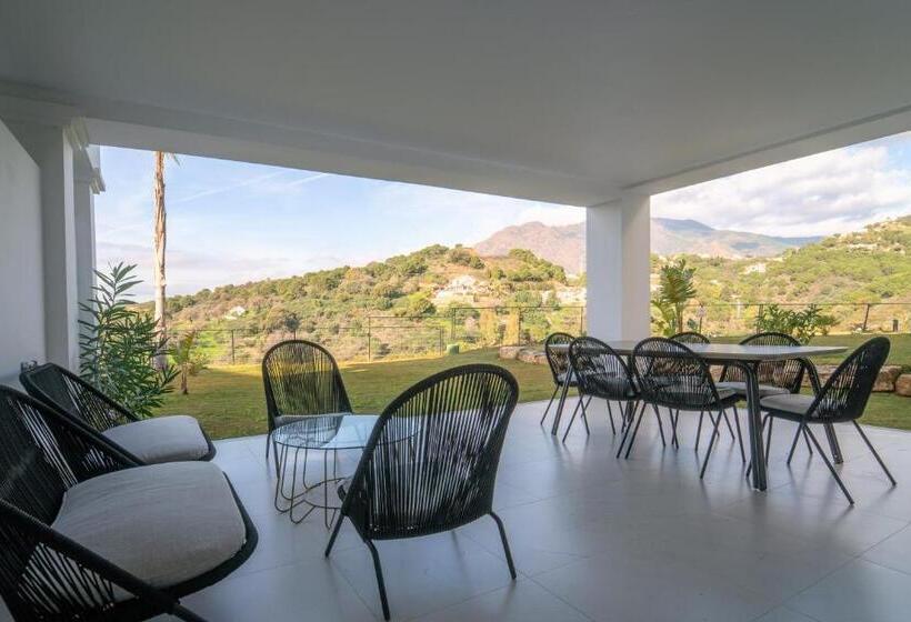 １ベッドルームのスーペリアアパートメント, Estepona Holiday Hills