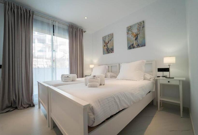 １ベッドルームのデラックスアパートメント, Estepona Holiday Hills