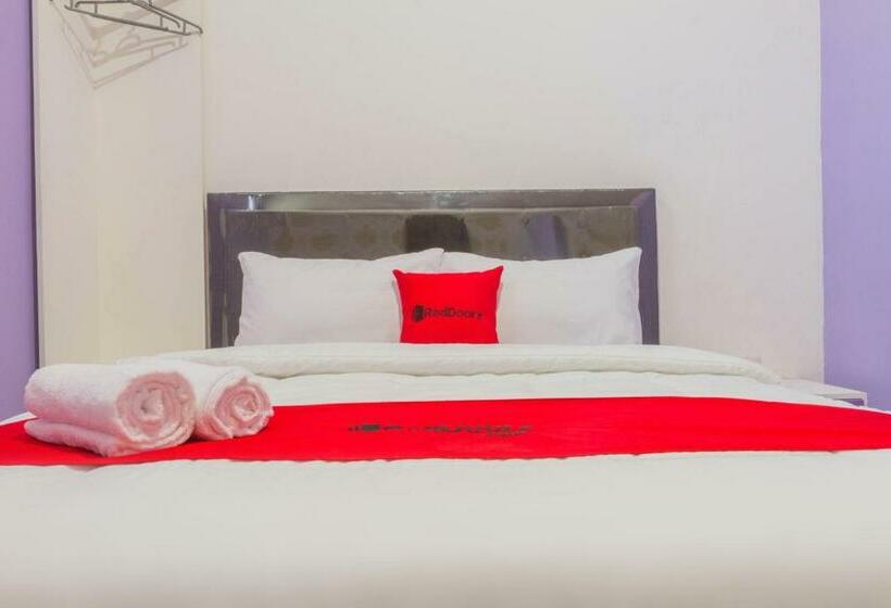 Номер Стандарт, Reddoorz Plus @ Tuparev Cirebon 2