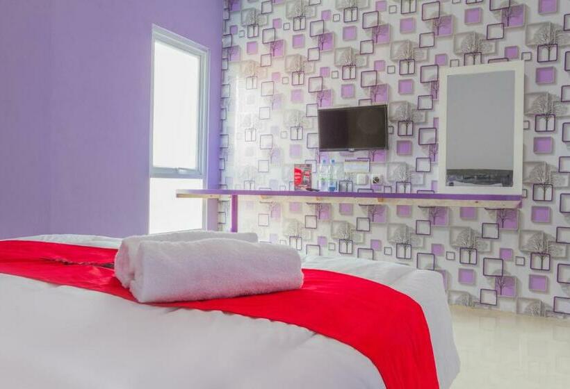 スタンダードルーム, Reddoorz Plus @ Tuparev Cirebon 2