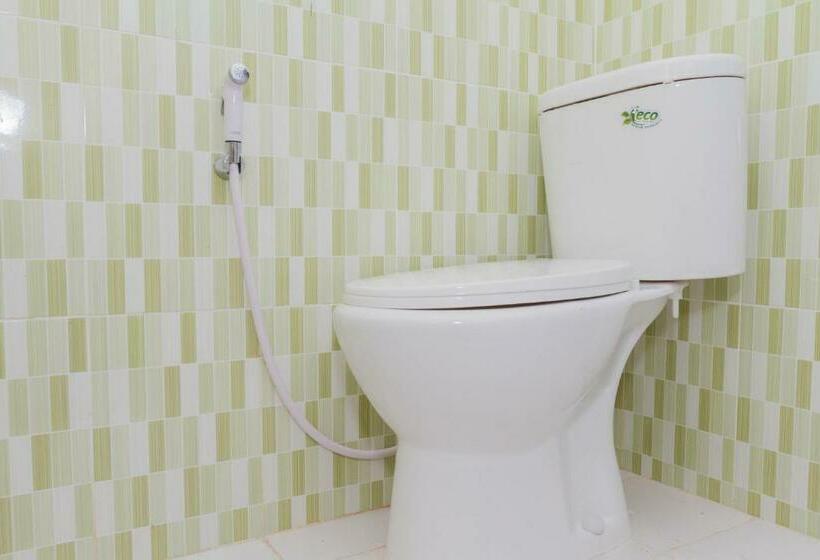 Номер Стандарт, Reddoorz Plus @ Tuparev Cirebon 2