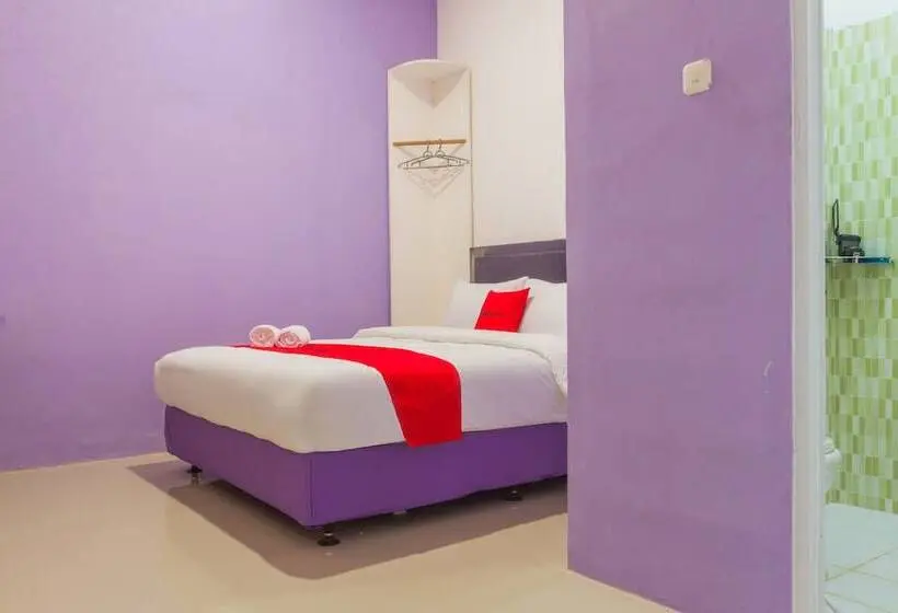 エコノミールーム, Reddoorz Plus @ Tuparev Cirebon 2