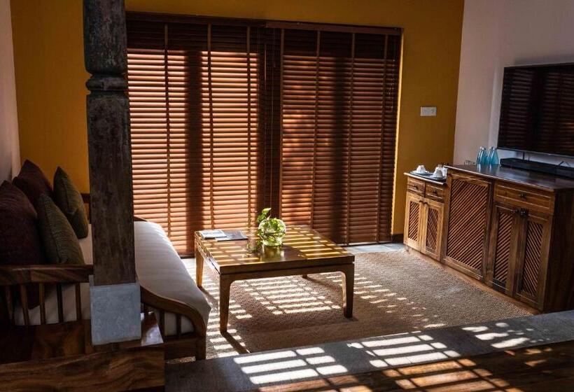 Люкс Вид на Реку, Wattura Resort & Spa