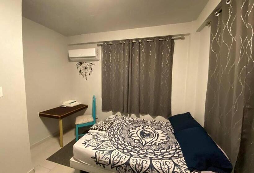 اتاق استاندارد یک نفره, 1802 At San Juan