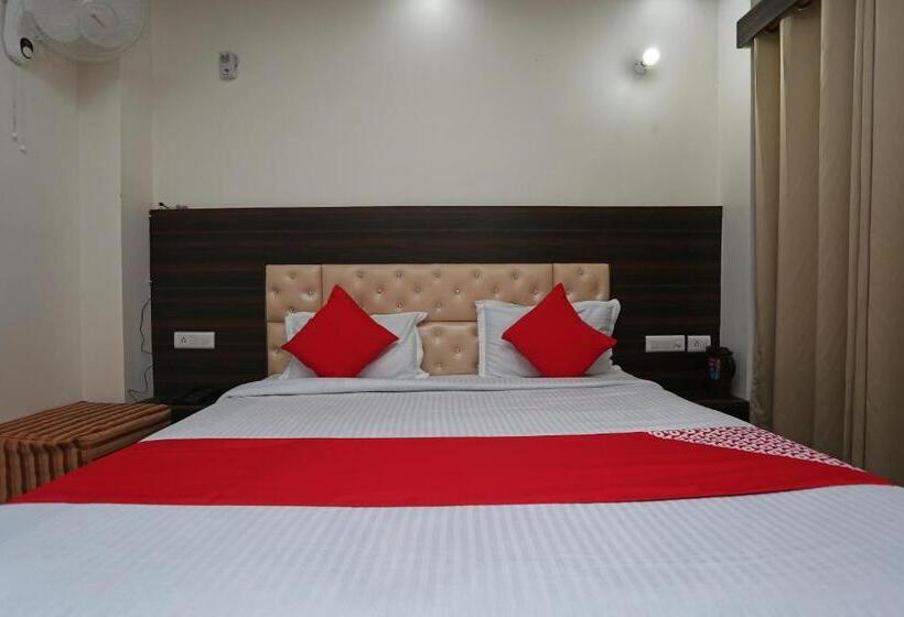 חדר קלאסי לשלושה, Oyo 35532 New Property