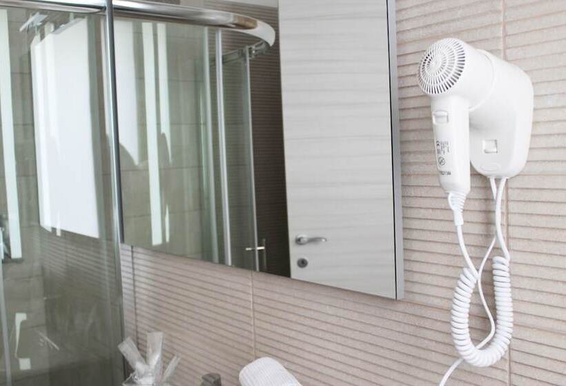 חדר קומפורט לשלושה, L Acchiappasogni Vesuviano Guest House