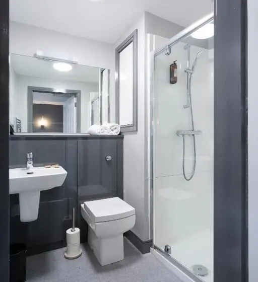 اتاق استاندارد یک نفره, Bank Square Town House
