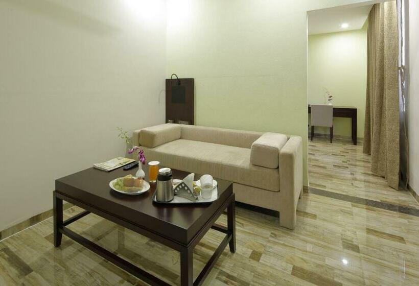 Suíte, Regenta Inn Ranip Ahmedabad
