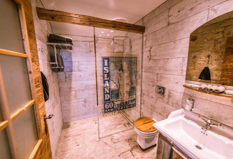 غرفة ديلوكس رباعية, Torfhús Retreat