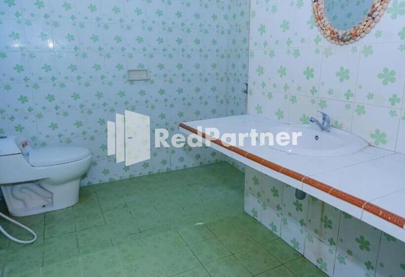 غرفة عائلية, Ms Hotel Pangandaran Mitra Reddoorz