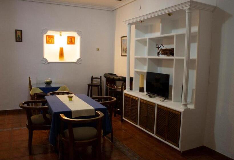 Четырехместный Номер Стандарт, Hostal Casa Jose