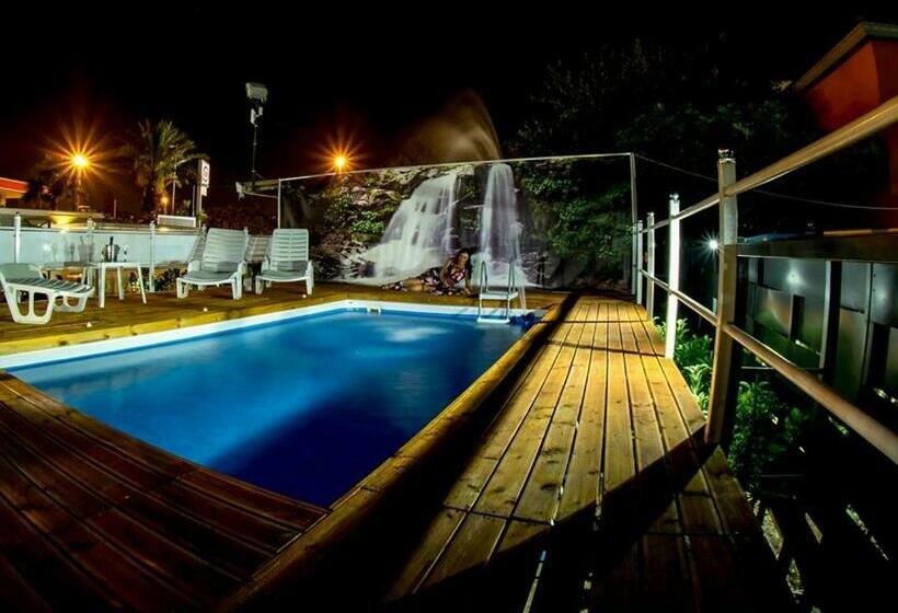 اتاق استاندارد با تخت بزرگ, L'incanto