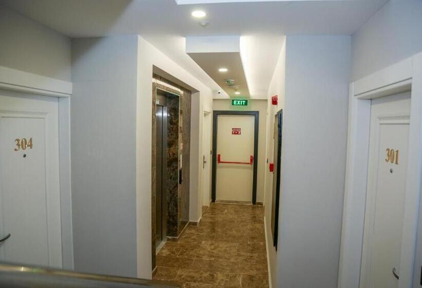 سوییت لوکس, White Golden Suite