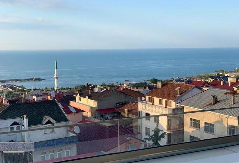 Deluxe Suite King Bed, White Golden Suite