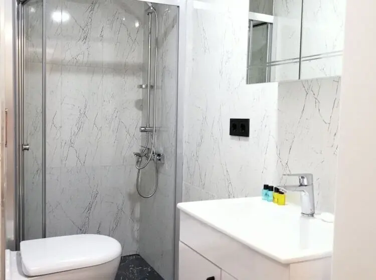 سوییت لوکس, White Golden Suite