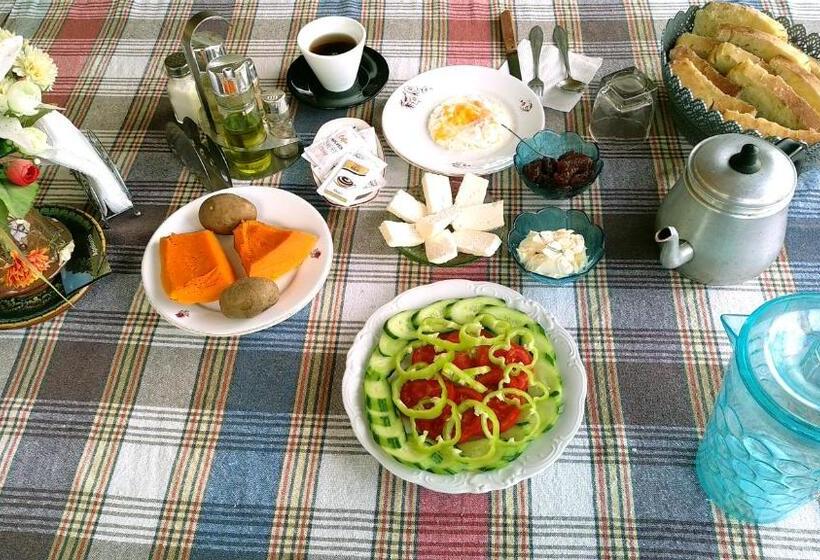Четырехместный Номер Стандарт, Aste Guesthouse