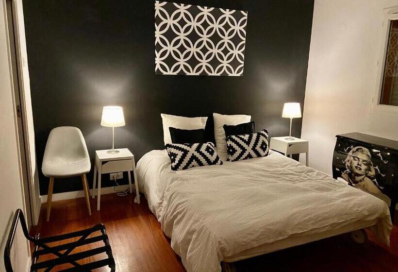 וילה עם חדר שינה אחד ובריכת שחיה, Villa Colina