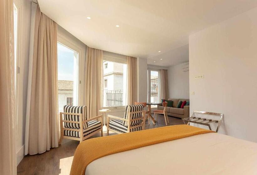 1 Bedroom Penthouse Apartment, Casa Miravalle Catedral