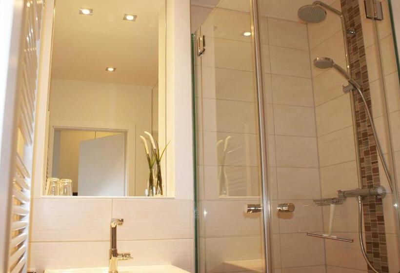 经济房, Gaestehaus _ Strandhalle