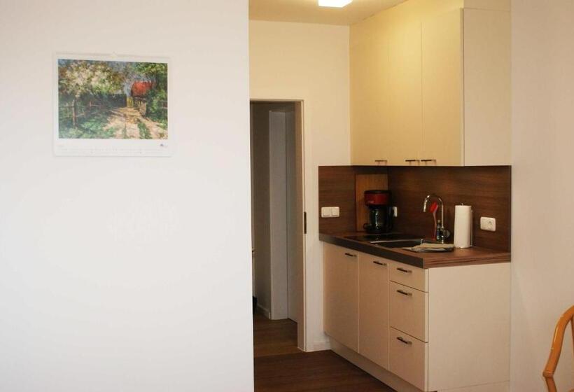 经济房, Gaestehaus _ Strandhalle