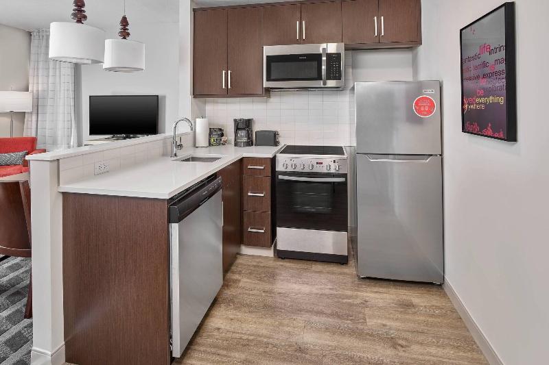 Люкс, Towneplace Suites By Marriott Edmonton Sherwood Park