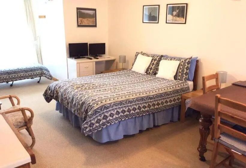 家族用バンガロー, Dalkell Cottages