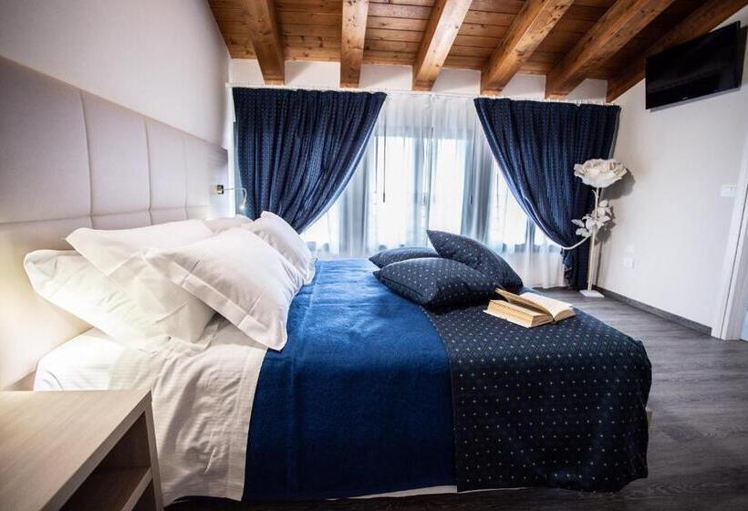 Номер Стандарт, Home