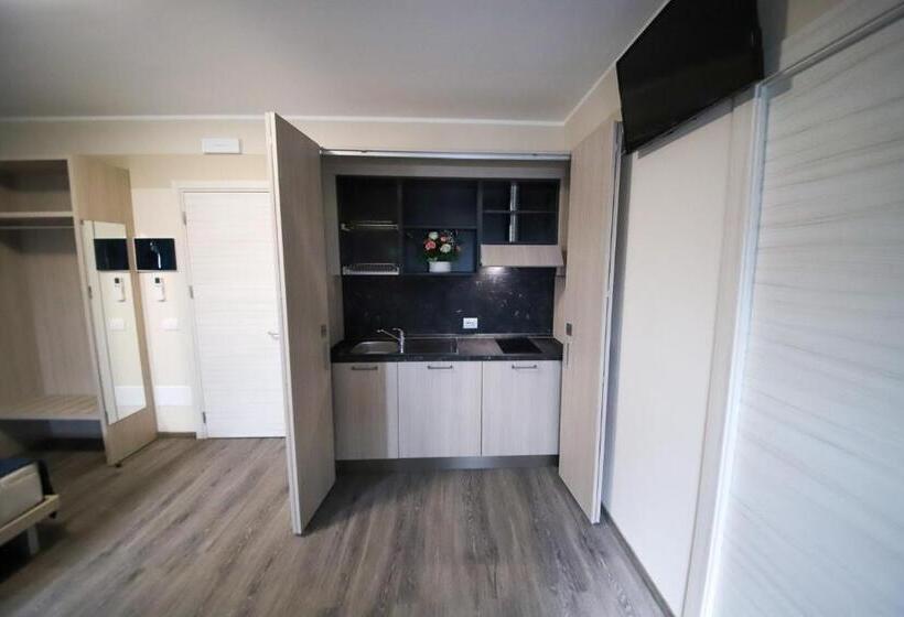 Студия Стандарт, Home