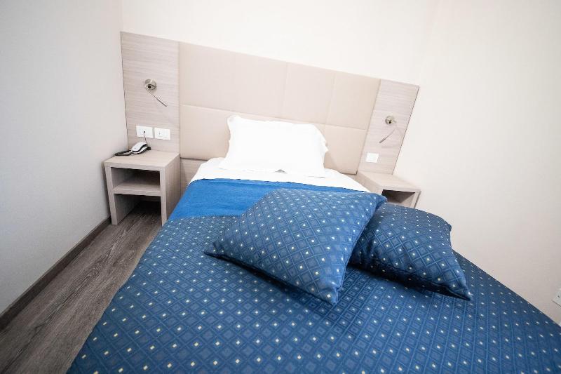 Номер Стандарт Индивидуальный, Home