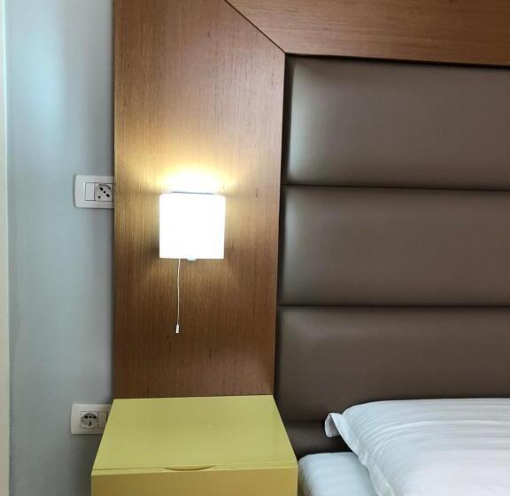 חדר סטנדרט, Primavera